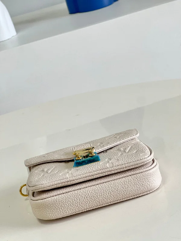 Louis Vuitton Micro Metis Bag