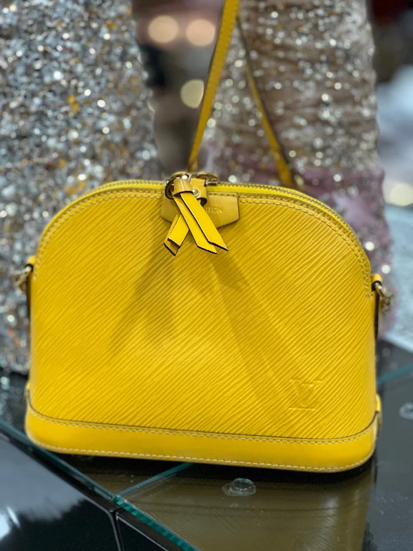 LOUIS VUITTON EPI LEATHER ALMA BB BAG