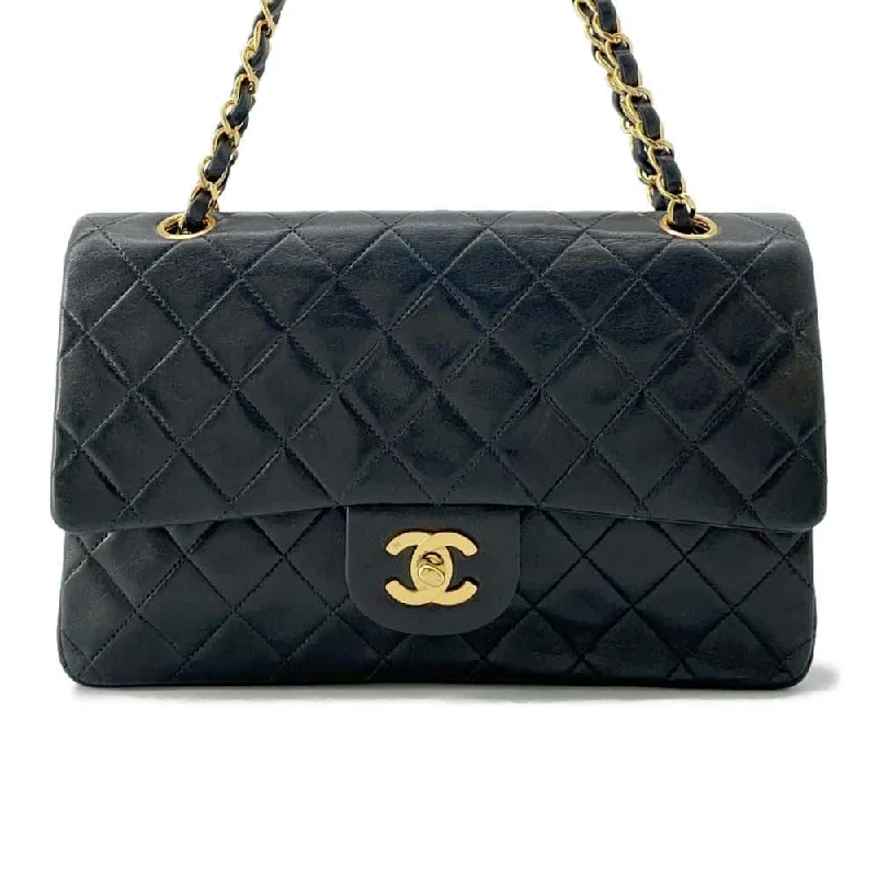 CHANEL Matelasse W Flap W Chain Shoulder Black A01112 Lambskin Size 25