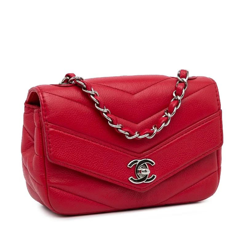 Chanel Mini Caviar Chevron Data Center Envelope Flap Bag (xIRjR6)