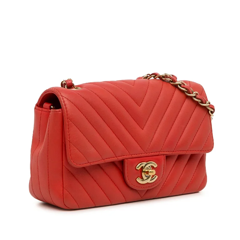 Chanel Mini Chevron Quilted Lambskin Rectangular Flap Bag (rXZBco)