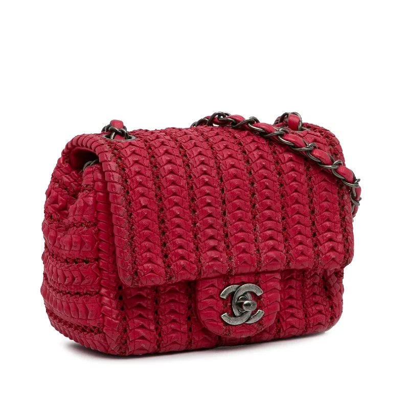 Chanel Mini Paris Seoul Crochet Lambskin Flap Bag (BZAEw8)