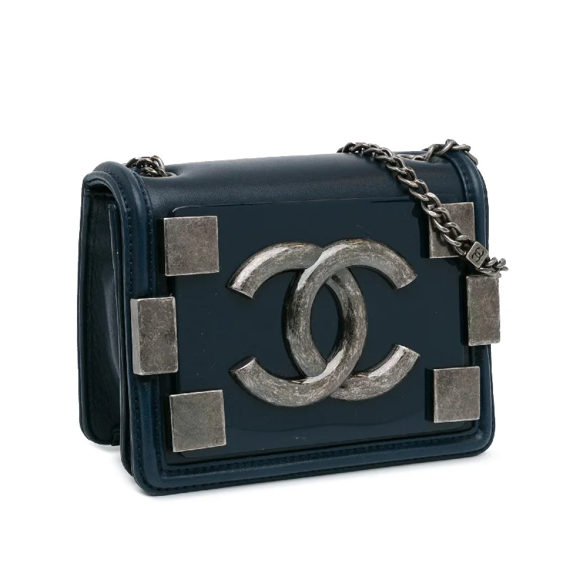 Chanel Mini Plexiglass and Leather Boy Brick Flap (IaaHc5)